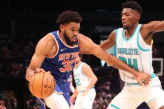 雄鹿队替补内线球员力挽狂澜，团队精神共筑胜利